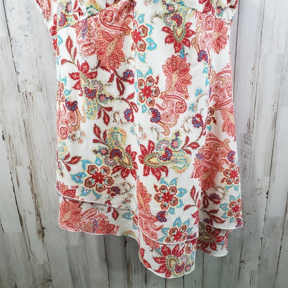 Uniform John Paul Richard Womens Top L Cream Floral Asymmetrical Tiered Hem U2 - Picture 3 of 5